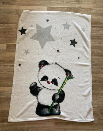 Krásna dečka  panda, 