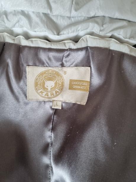 Svetlošedá bunda kara s pravou  kožušinou l, l