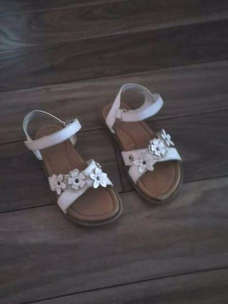 Sandale, deichmann,28