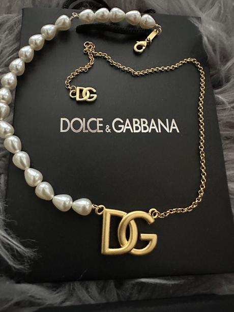 Krásny nový nenosený náhrdelník na krk d&g, dolce&gabbana