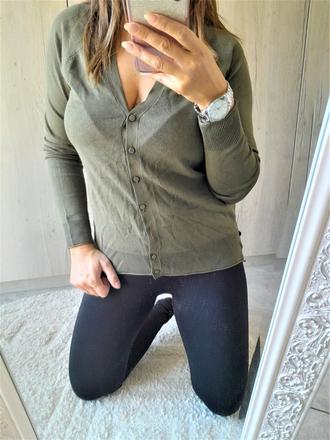 Olivový svetrík-m/l, takko,m