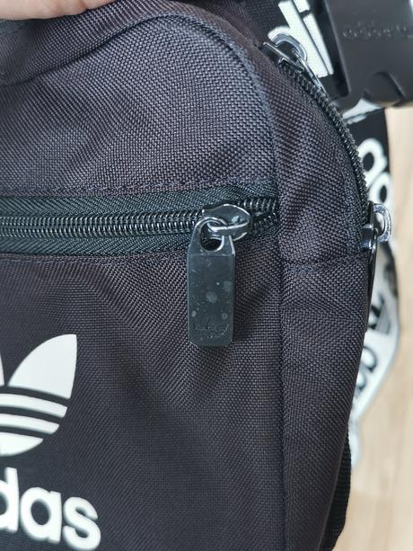 Adidas malá taška, adidas