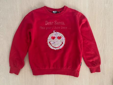 Červená mikina, 128