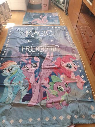 Predám návliečky-vankúš a paplón my little ponny, šírka (cm): 140,dĺžka (cm): 200