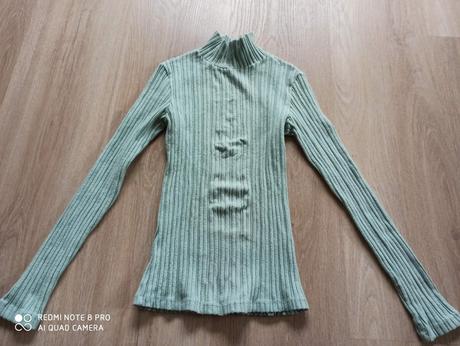 Sveter pre dievca, s