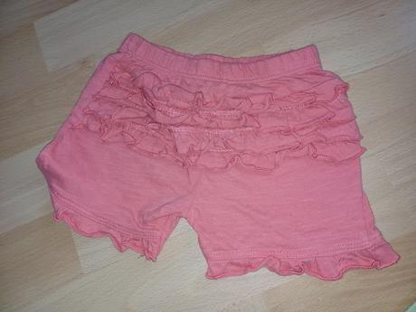 2x šortky s fodričkami v.80, 80