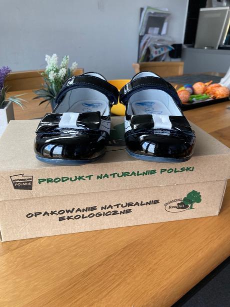 Dievčenské kožené poltopánky renbut, ren but,34