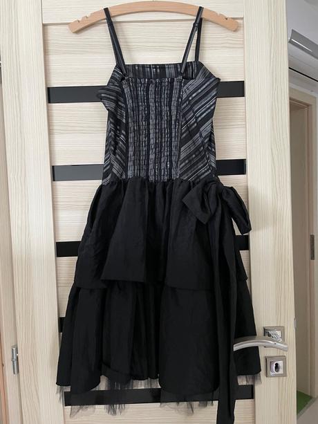 Dámske spoločnské šaty, s