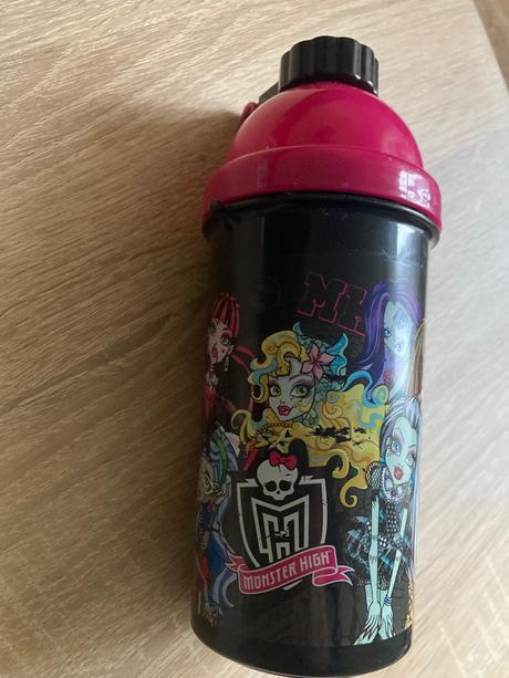 Fľaša monster high, 