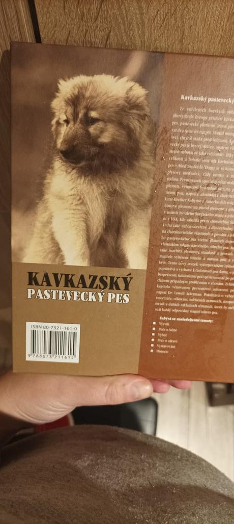 Kavkazský pastevecký pes,