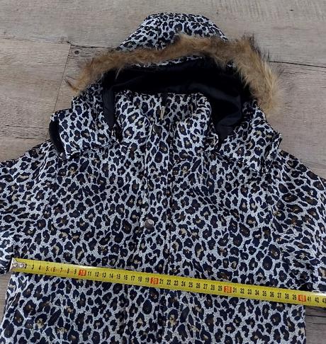 Zimná bunda so zvieracím motívom, 122