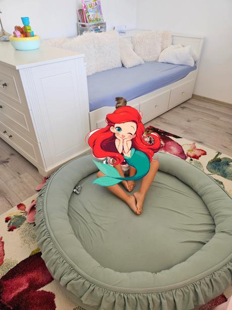 Ingvart veľké hniezdo, šírka (cm): 110,dĺžka (cm): 120