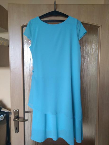 Spoločenské tyrkysové šaty., l