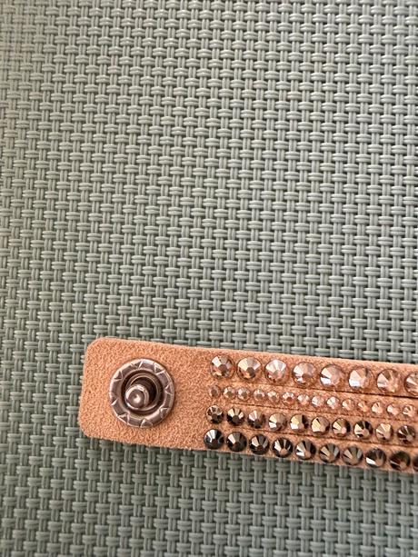 Swarovski náramok bežovo zlatý, swarovski