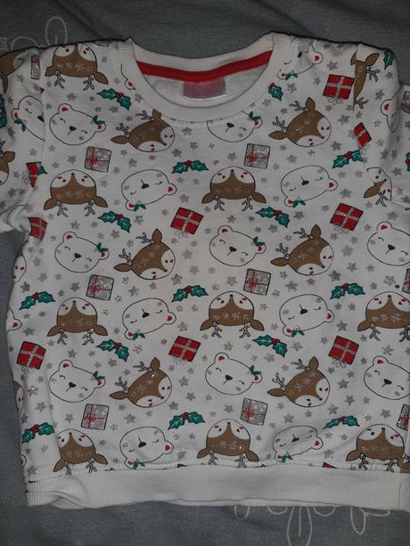 Zatepkena mikinka, 98