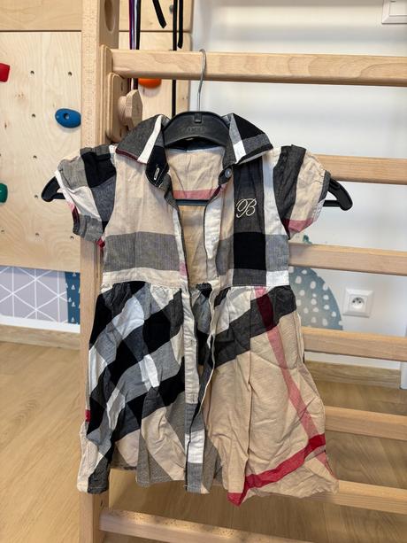 Kárované šaty, burberry,92