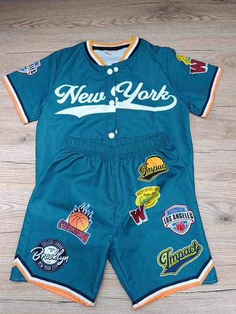 Chlapčenský zelený dres, 122