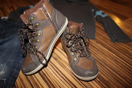 Prechodné tenisky reserved v. 33, reserved,33