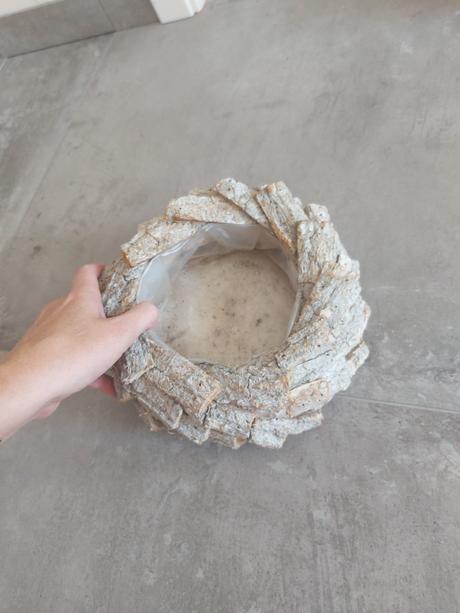 Drevený kvetináč, 