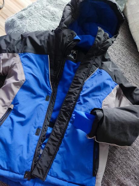 Zimna bunda so sneznym pasom 146/152, kik,146