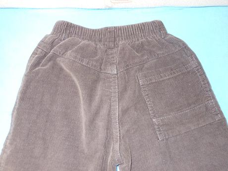 Podšité nohavice, 92