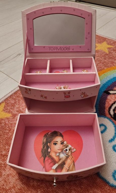 Šperkovnica top model,