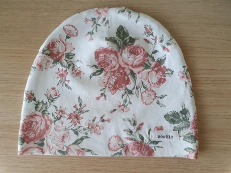 Newbie ciapka 48/50 - je vacsia, newbie,98