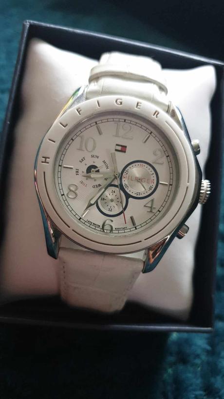 Dámské hodinky, zn. tommy  hilfiger, tommy hilfiger