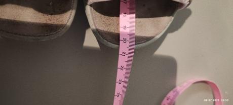 Športové kožené sandale, 33