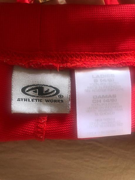 Sportove nohavice, s