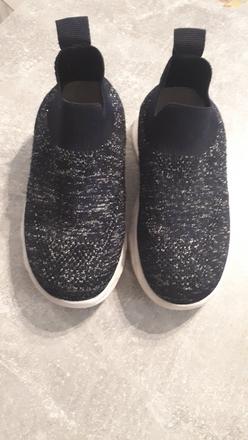 Slip on, 25