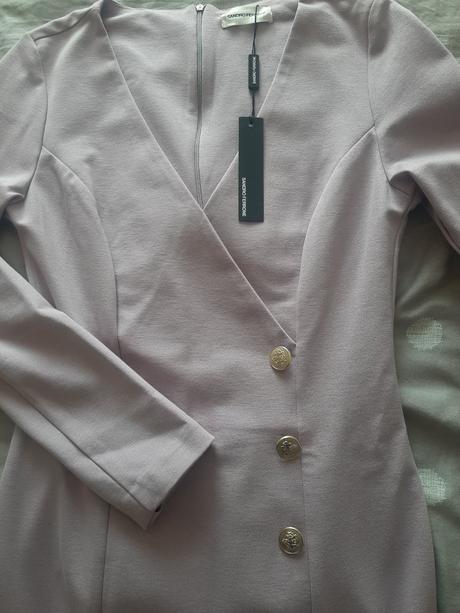 Úpletové šaty zn. sandro ferrone, 38 / m