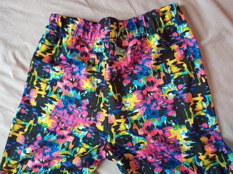 Športové legíny, l