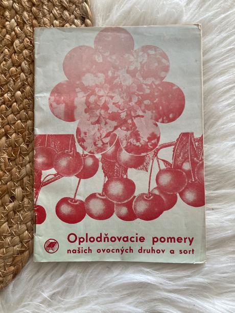 Oplodňovacie pomery našich ovocných druhov..(1949),
