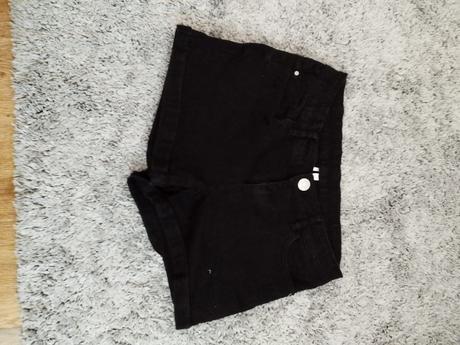 Šortky, c&a,170