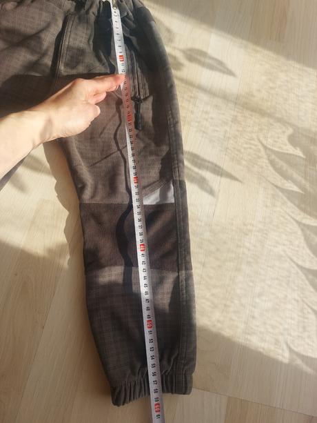 Turistické nohavice, 104