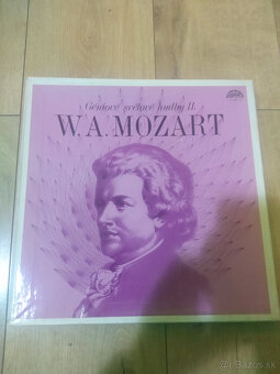 Predám zbierku viac ako 200 vinylových platní, 