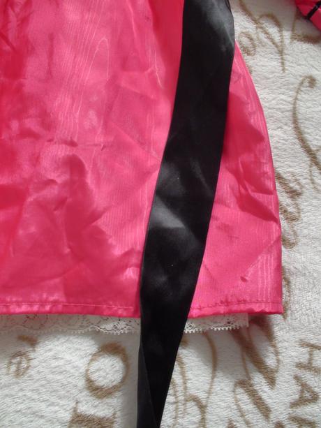 - princezná/šlachtičná šaty veľ.104,