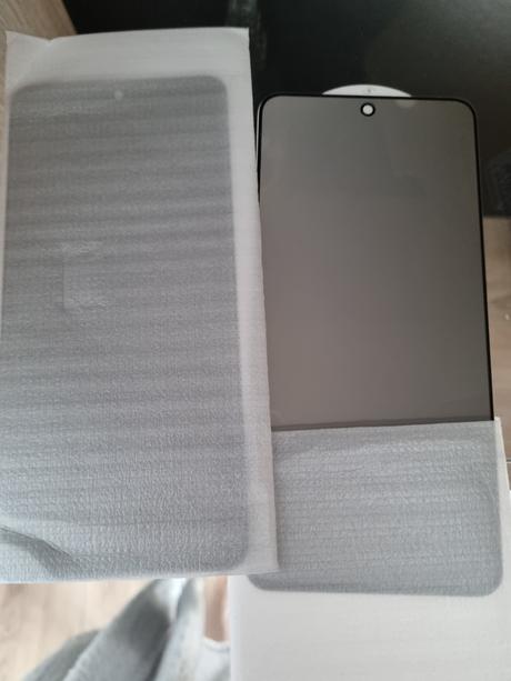 Bezpečnostné sklo na samsung s 21 fe 2 kusy v bale, samsung