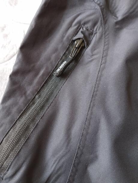 Tenká outdoor vetrovka, 140