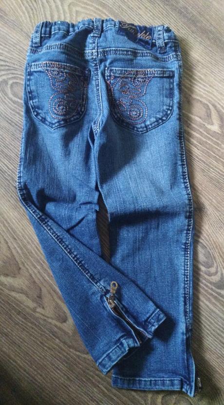 Riflové nohavice, 104