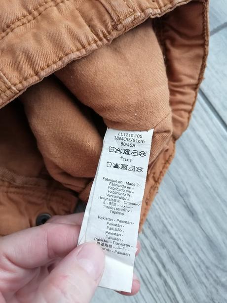 Nohavice - 86 bodynka darujem, 86