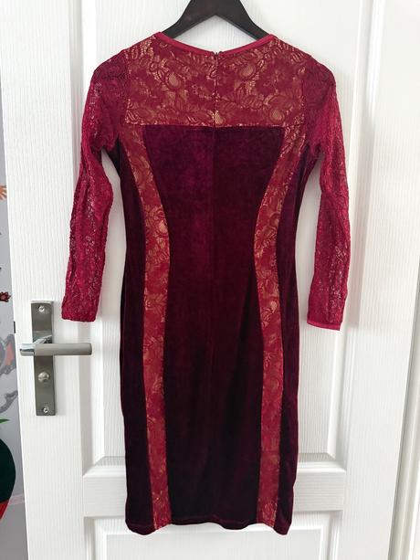 Bordové koktejlové šaty, m