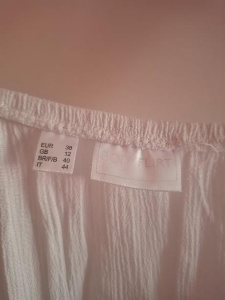 Krásne dámske šaty s vyšívaním, bonprix,38