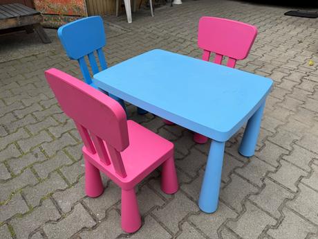 Detsky nabytok mamut - stol a stolicky,