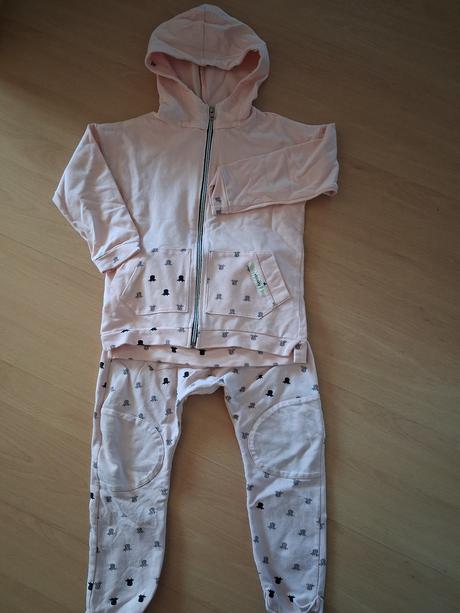 Tepláková súprava, 116