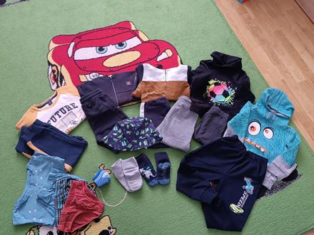 Balík oblečenia - 98/104, 104–116