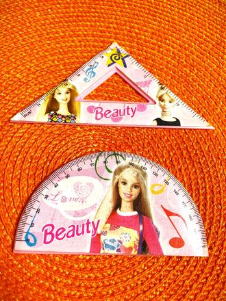 Pravítko,uhlomer a zápisník barbie,