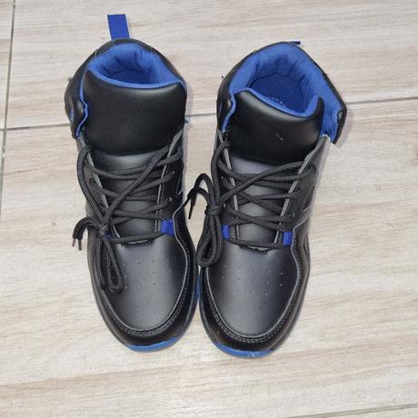 Topánky členkové nové, reserved,39