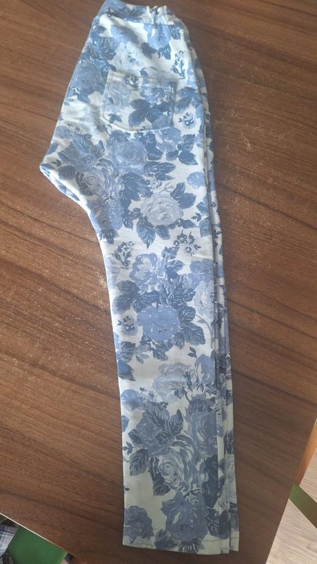 Imidžom tepláky zn. millo, 128